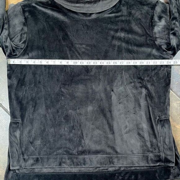 Athletic Works Women’s Black Athleisure Velour Top 16-18 - Picture 7 of 11